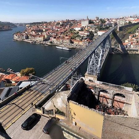 Ao Lado Da Estacao Do Metro! Lejlighed Vila Nova de Gaia Eksteriør billede
