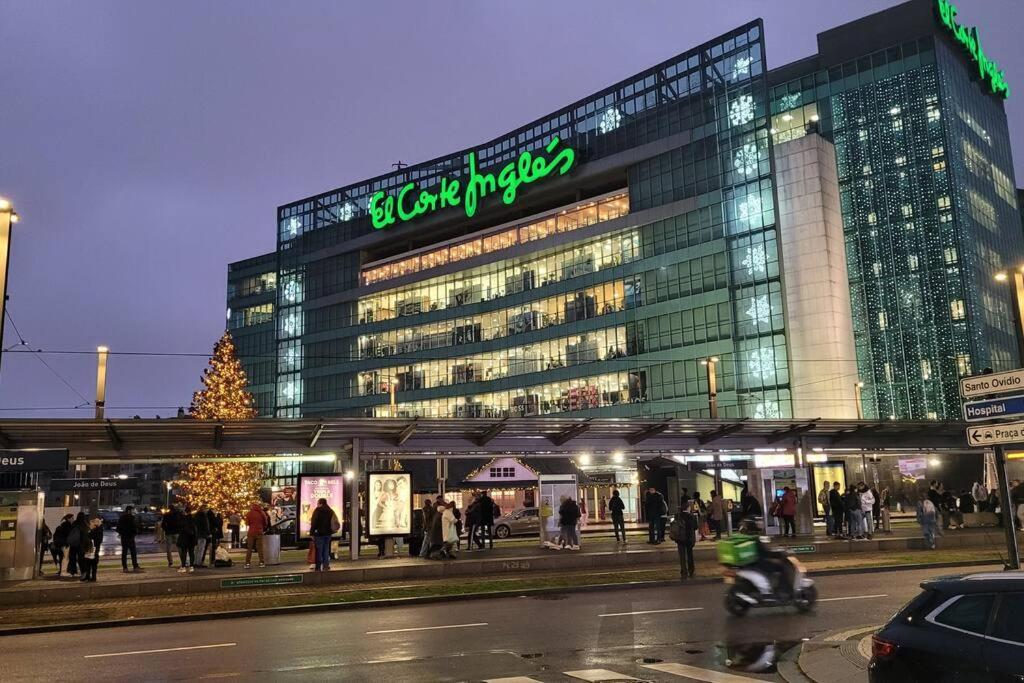 Ao Lado Da Estacao Do Metro! Lejlighed Vila Nova de Gaia Eksteriør billede
